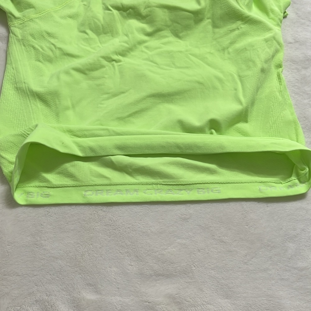 Athleta Green neon Women's crop Top - Picture 6 of 6